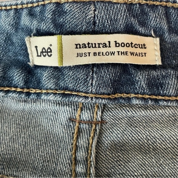 Lee Women’s Blue Stretch Denim Mid Rise Natural Bootcut Jeans Pants Size 12 - Picture 5 of 9